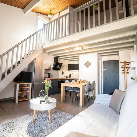 Le Donjon - Agreable T2 Centre - Parking Gratuit 2 Min - Lejlighed