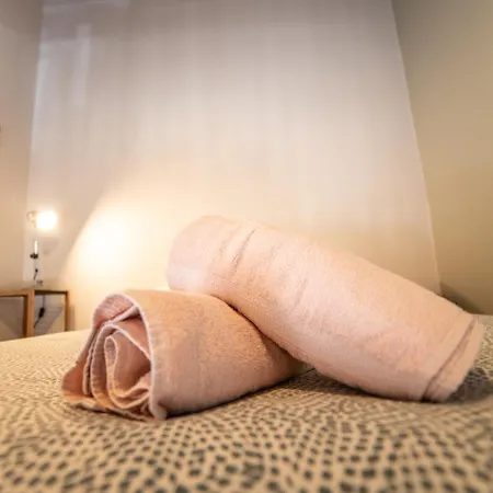 Le Donjon - Agreable T2 Centre - Parking Gratuit 2 Min - Appartement *
